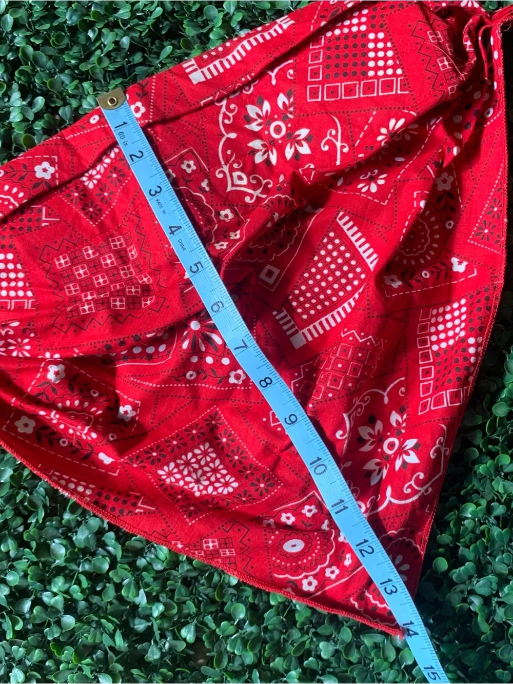 Vintage 70s Dorfman Pacific Co red bandana headkerchief headscarf